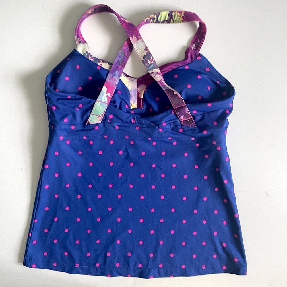The North Face swim tankini top size M - Picture 2 of 10